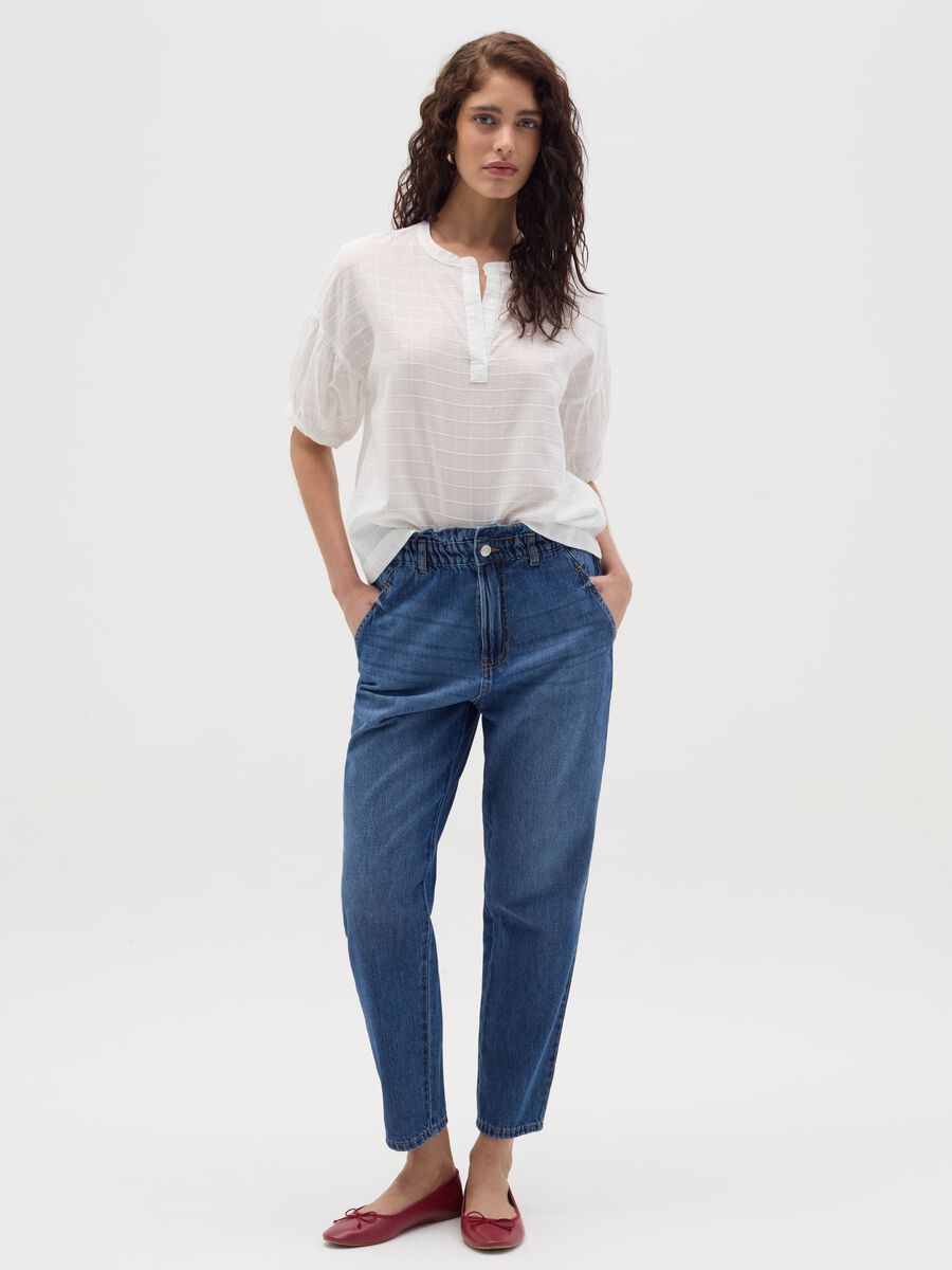 Blouse with raised stitching_1