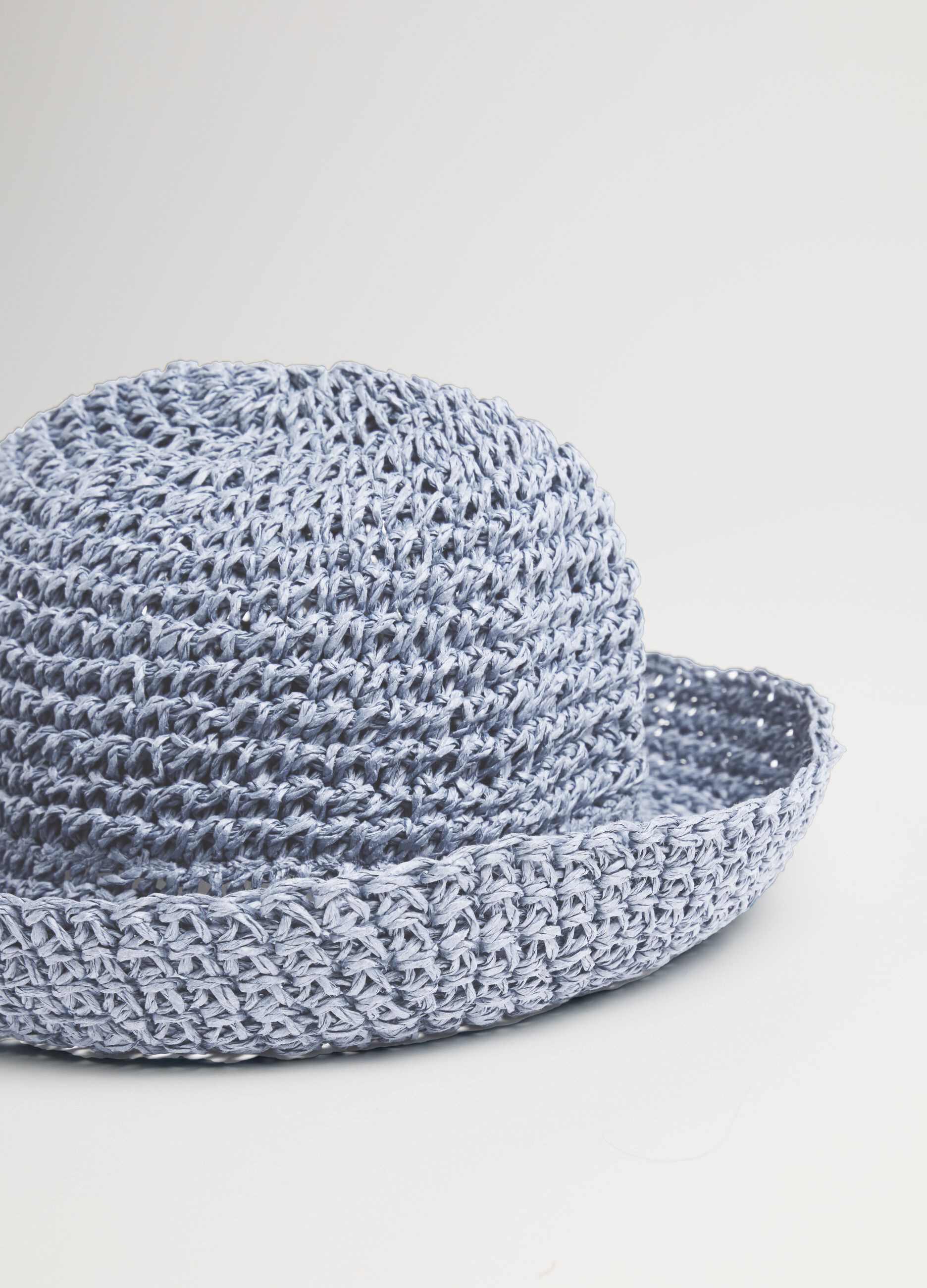 Cappello da donna in puro textile paper azzurro