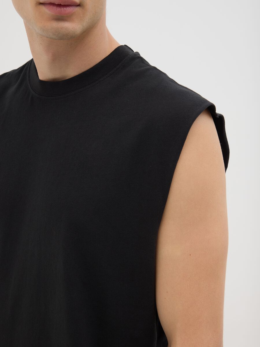 Men’s black regular fit vest top in 100% cotton_2
