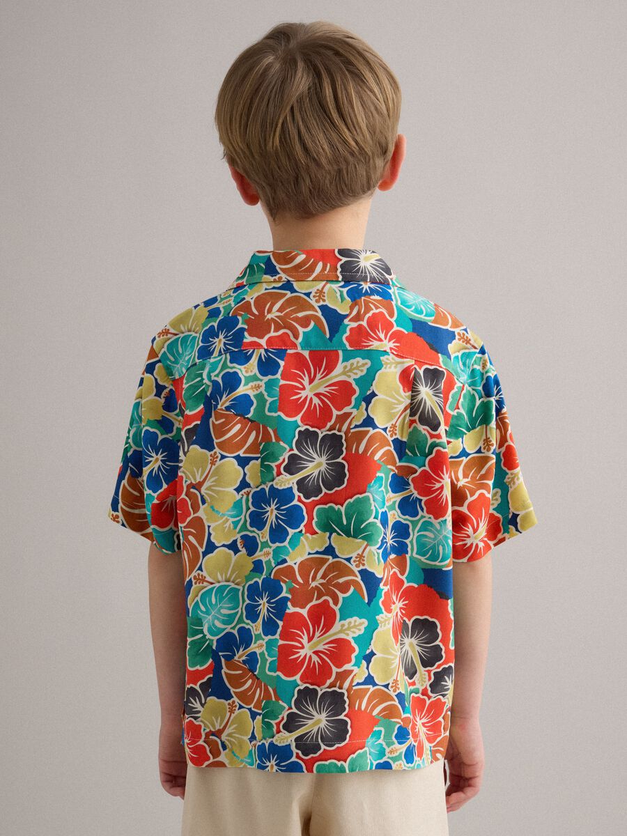 Boys&rsquo; multicolour pure viscose shirt with floral print_2