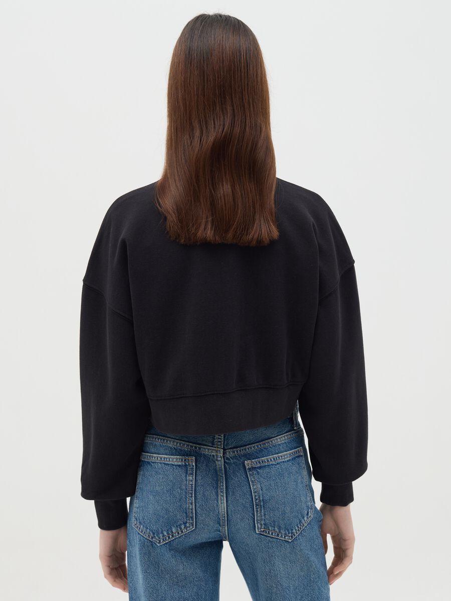 Black cropped sweatshirt with Pink Floyd print_3