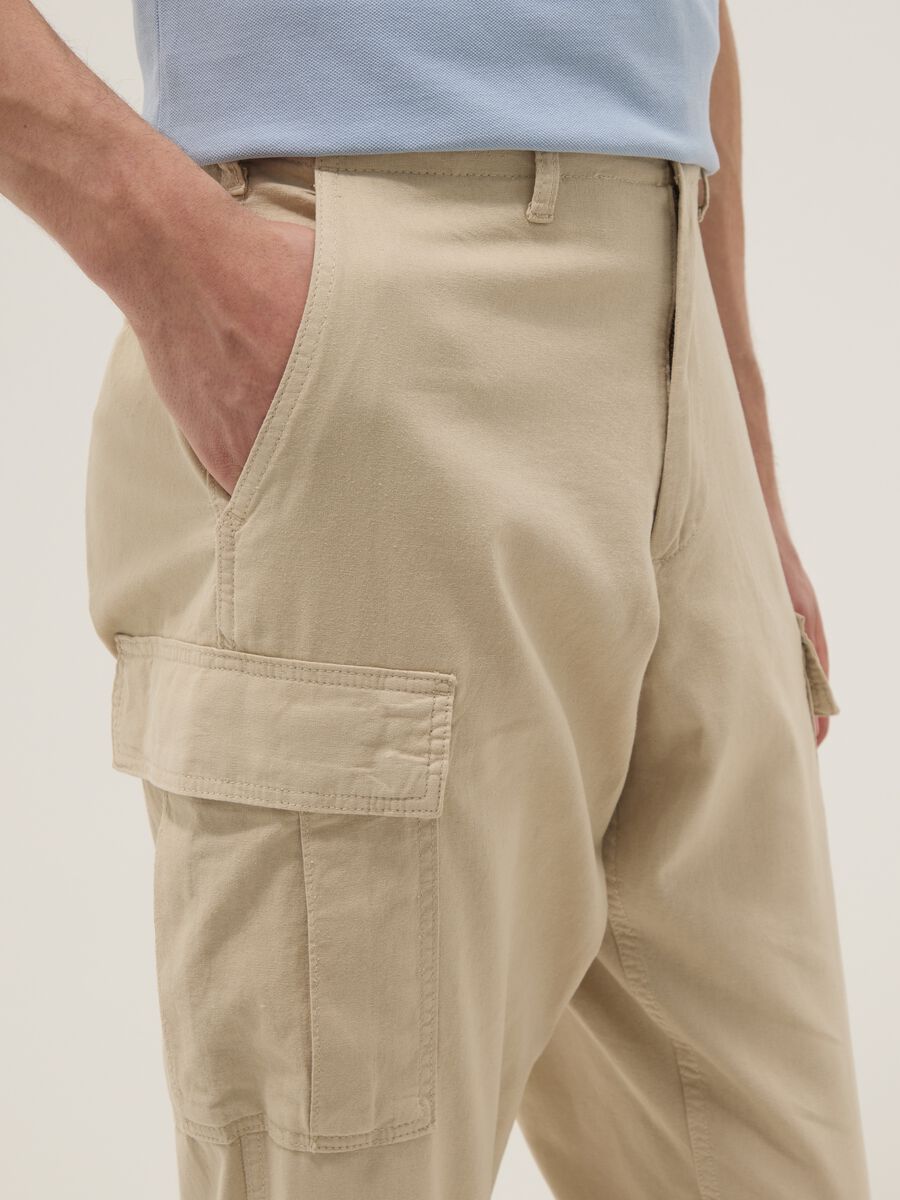 Beige linen-blend regular-fit cargo trousers_3