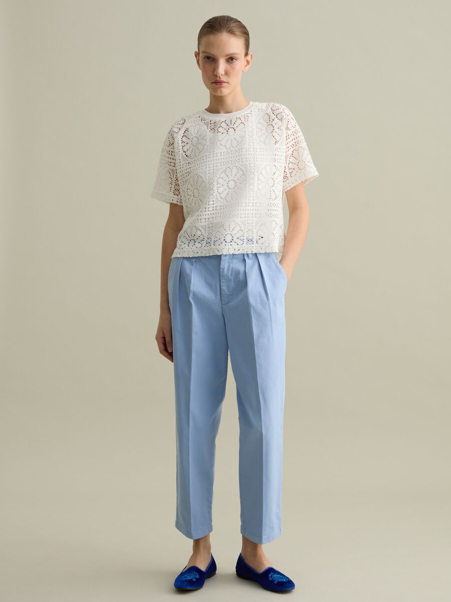 White short-sleeved T-shirt in lace_1