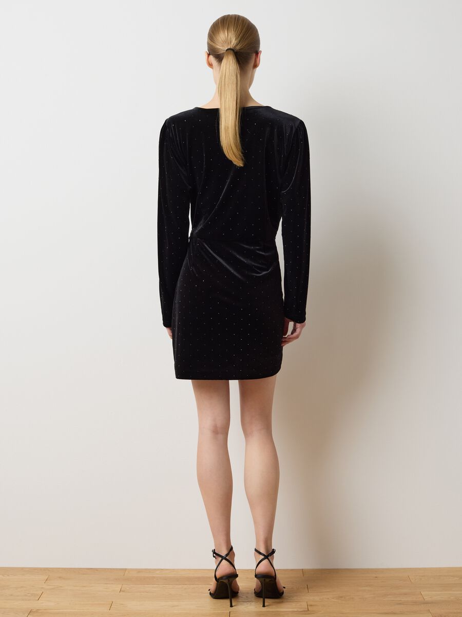 Black velvet regular fit dress with sparkling points_3