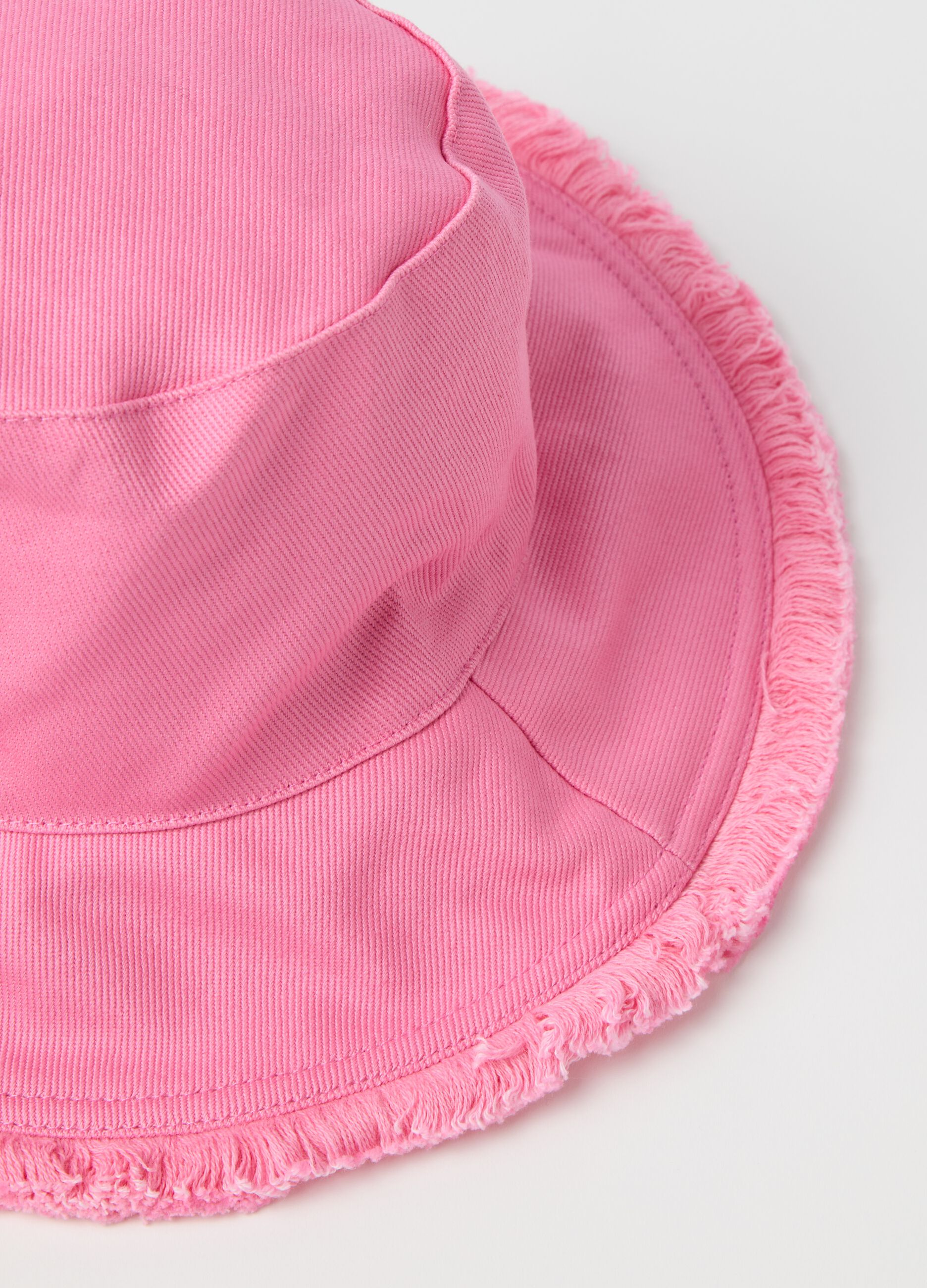 Cappello alla pescatora con ricamo logo