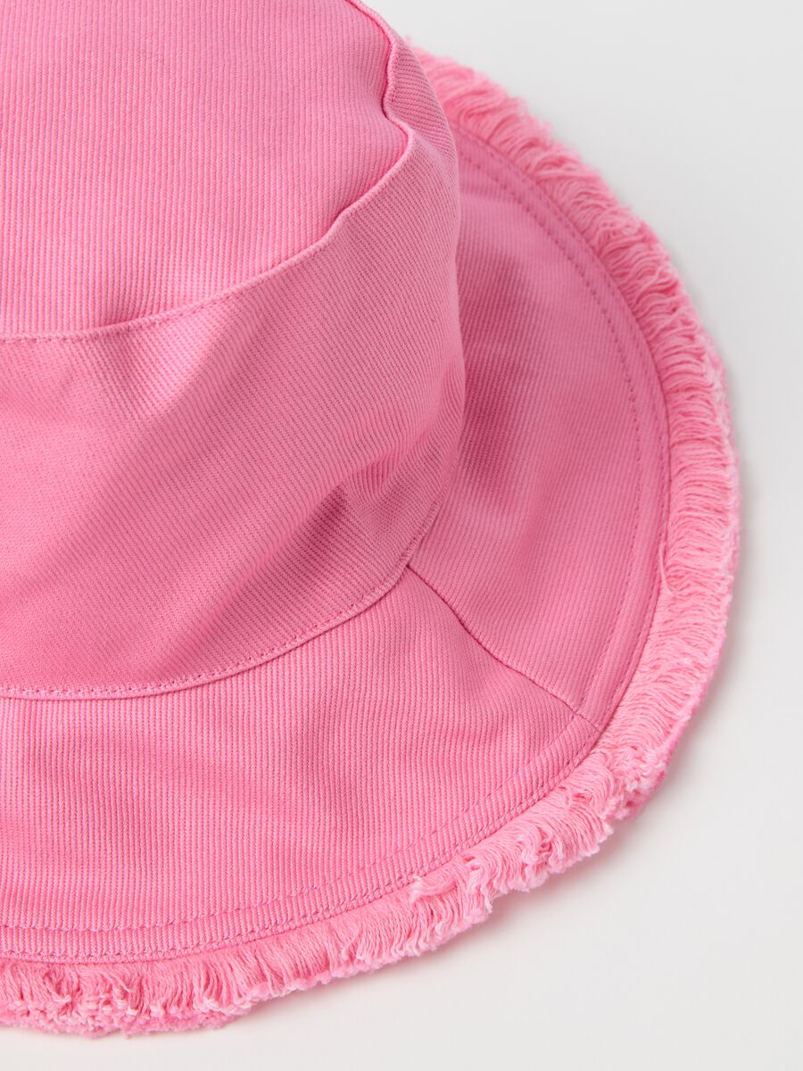 Fishing hat with logo embroidery_1