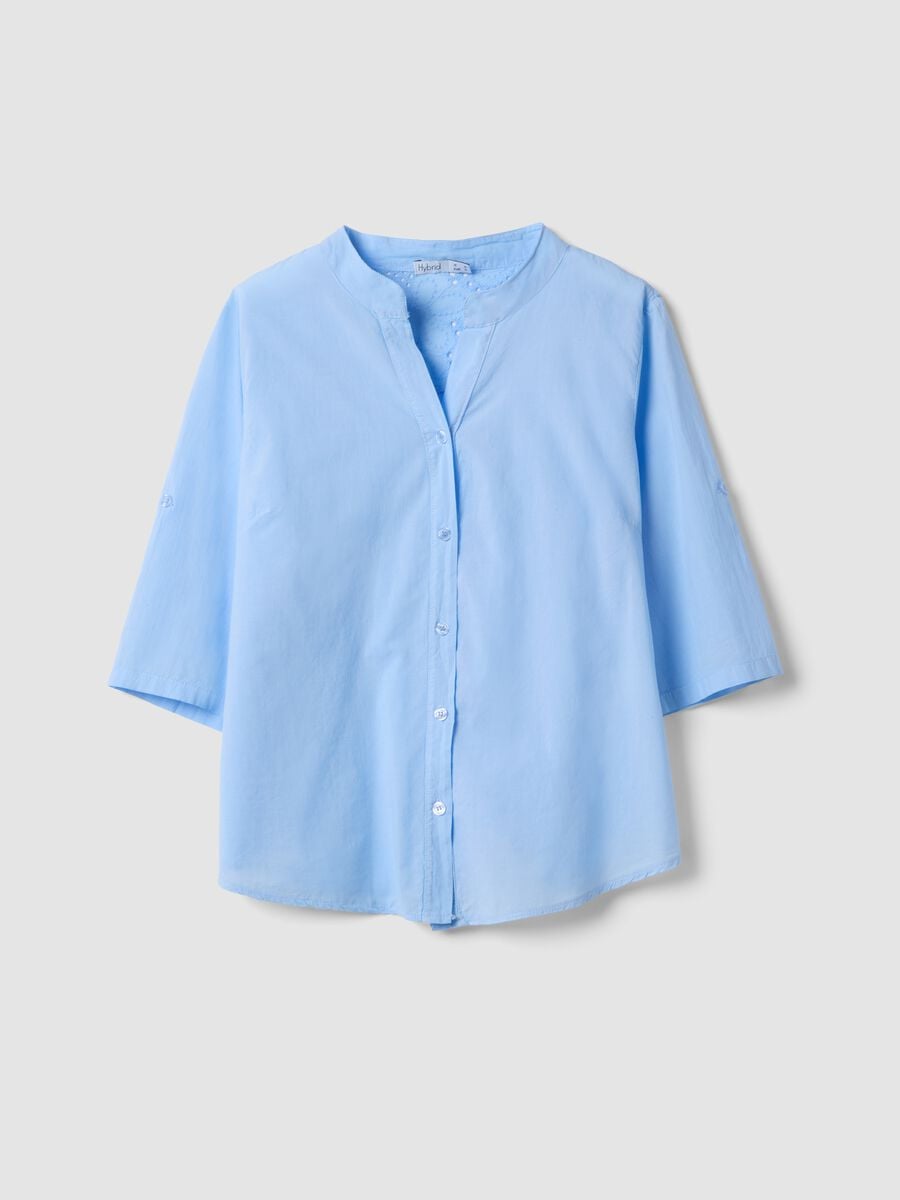 Camicia azzurra in puro cotone con ricami traforati regular fit_4