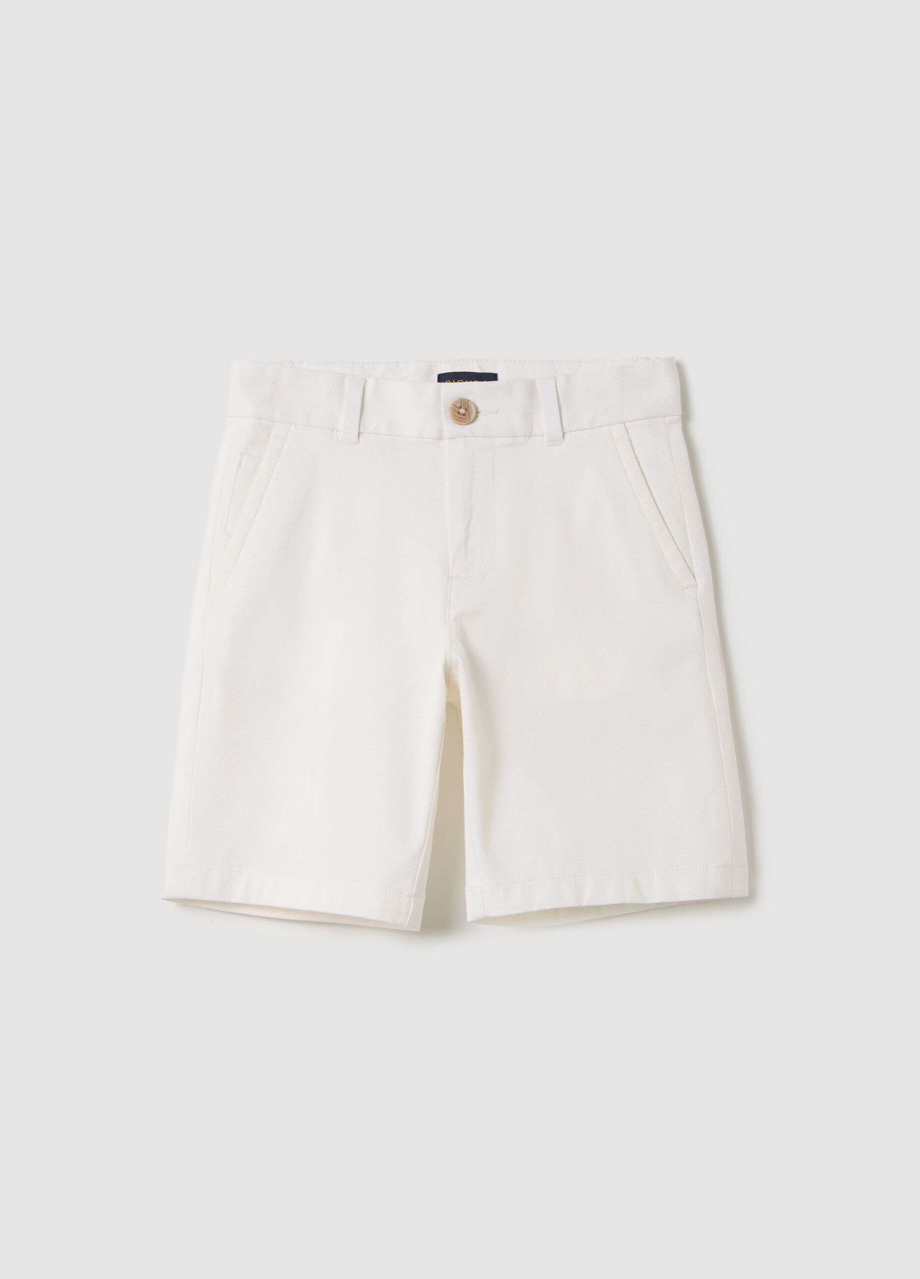 White shorts in stretch cotton