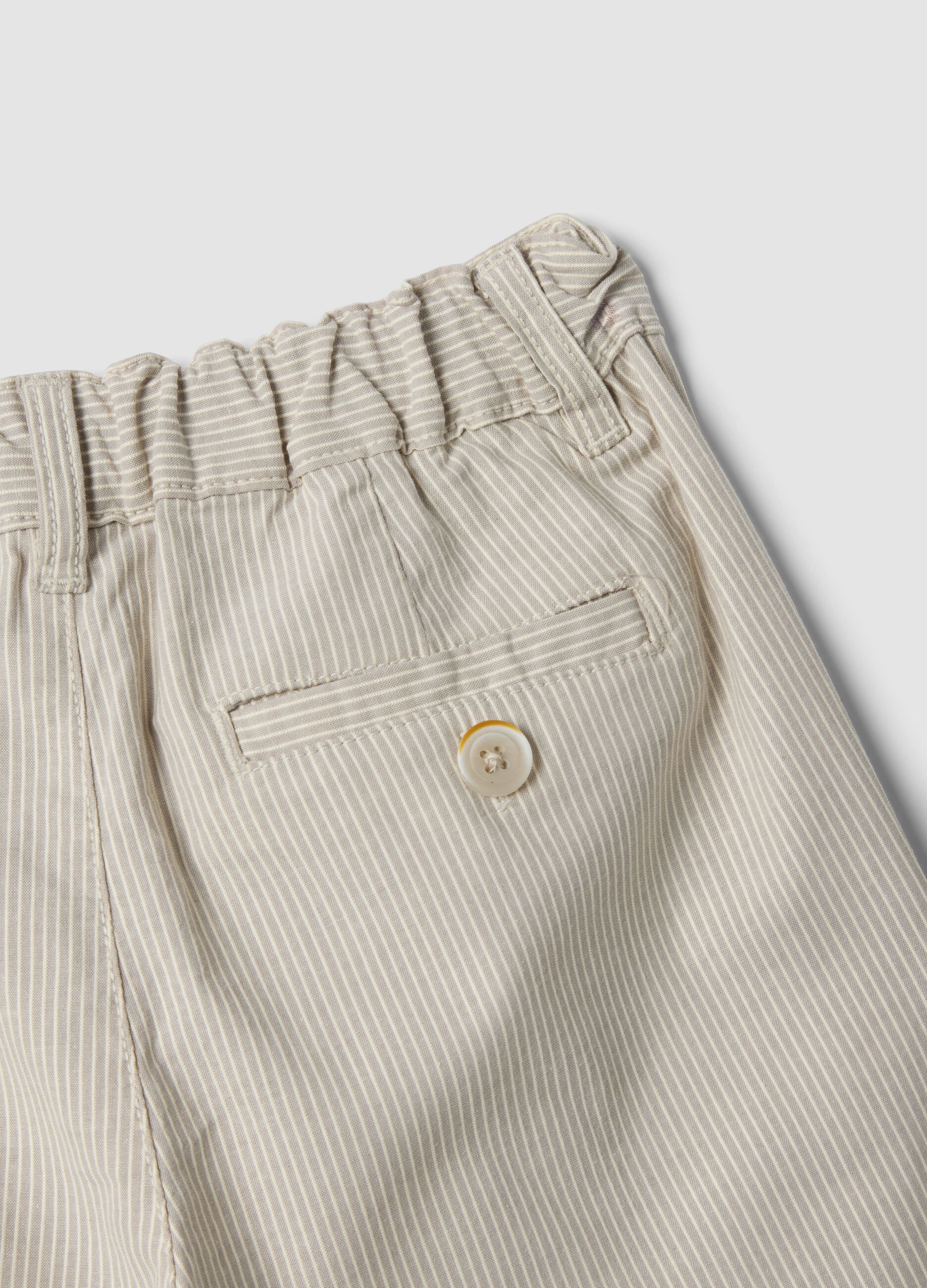 Beige striped stretch cotton boys&rsquo; Bermuda shorts, regular fit