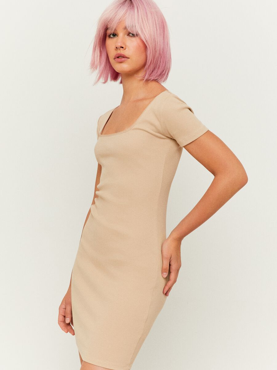 Short solid colour stretch dress_1