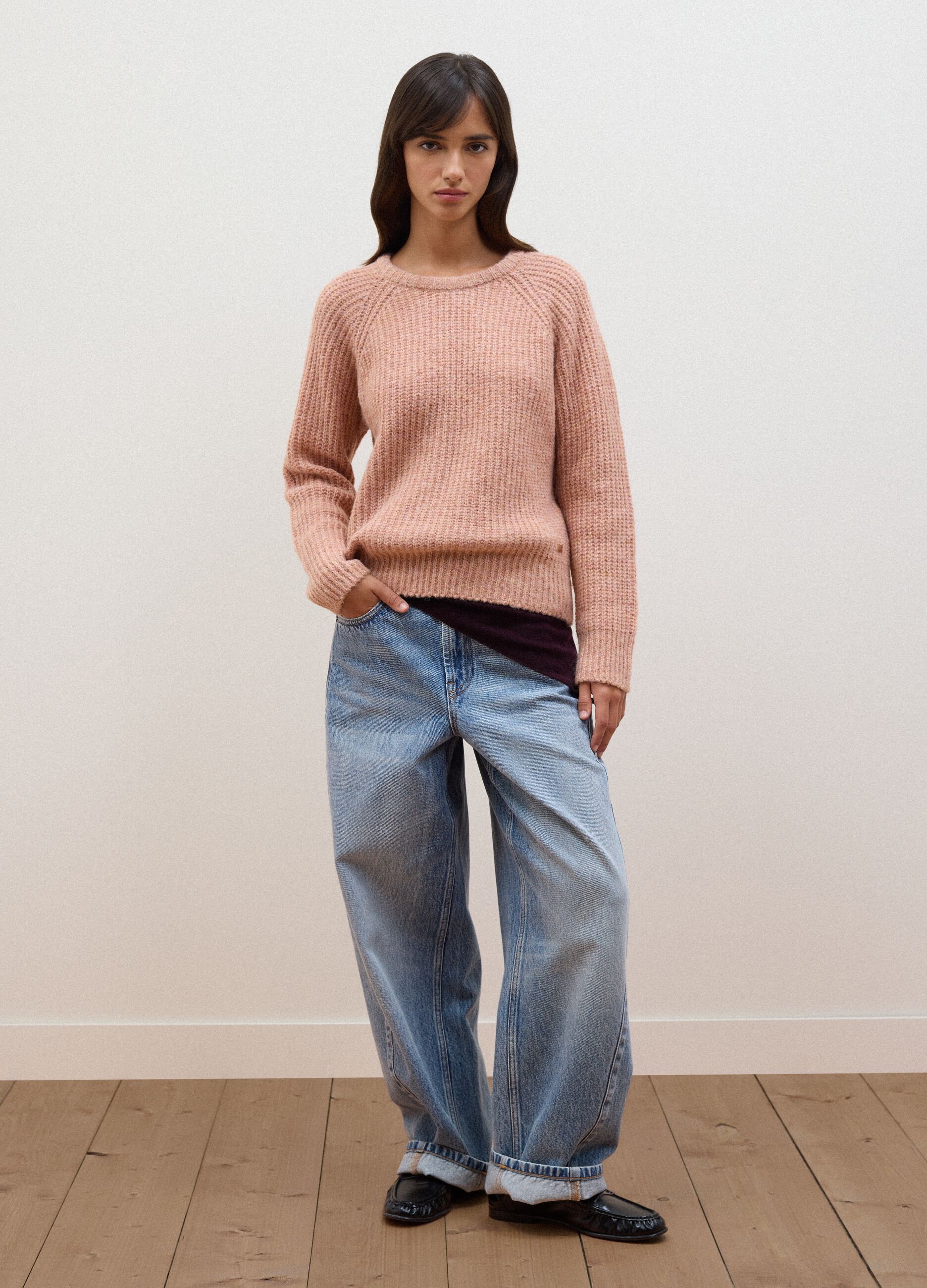 Pink ribbed stretch-wool jumper, regular fit