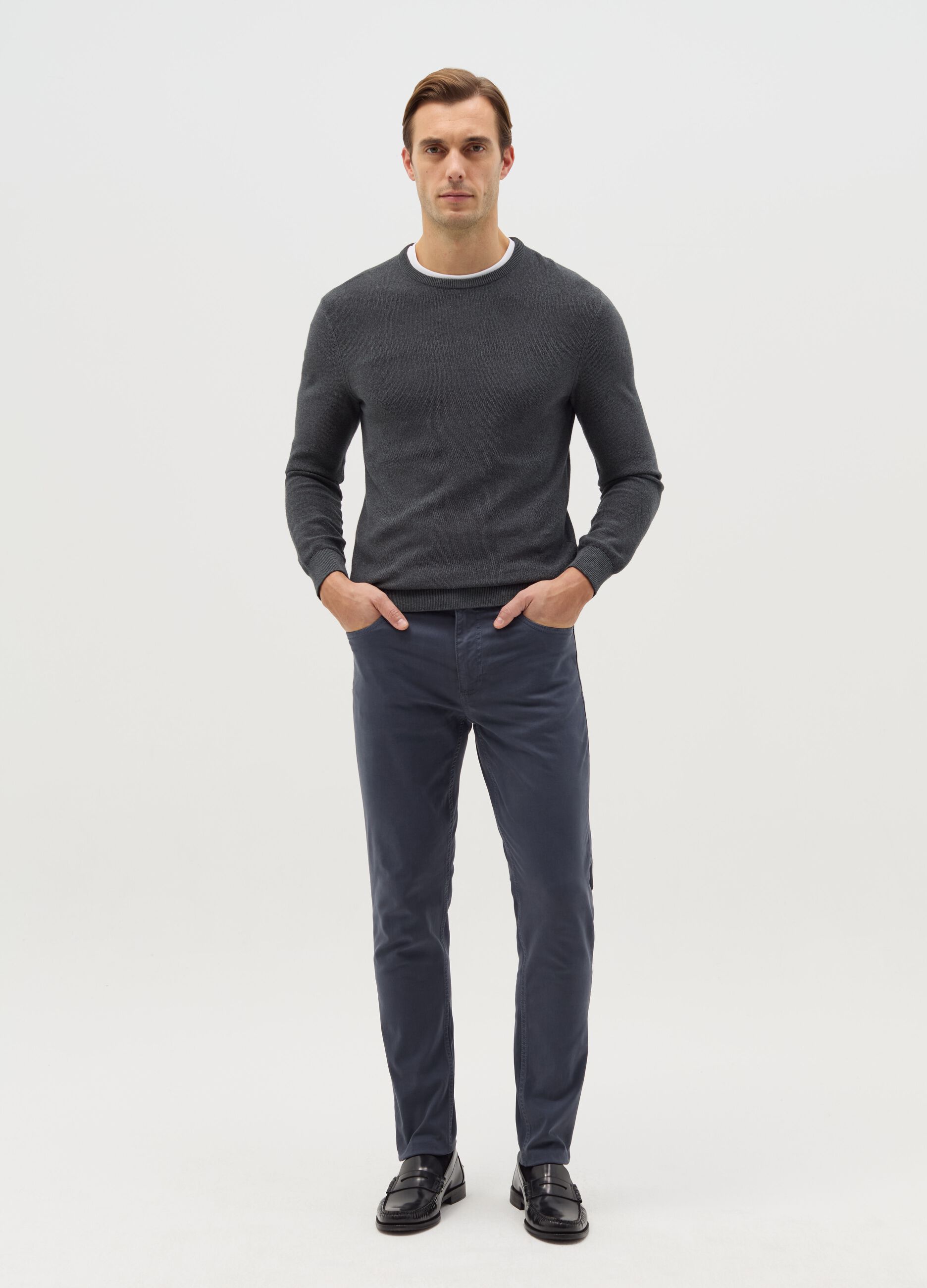Skinny-fit trousers with five pockets