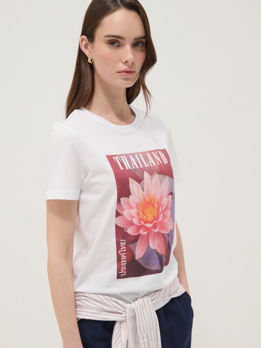 T-shirt bianca in puro cotone con stampa floreale_1