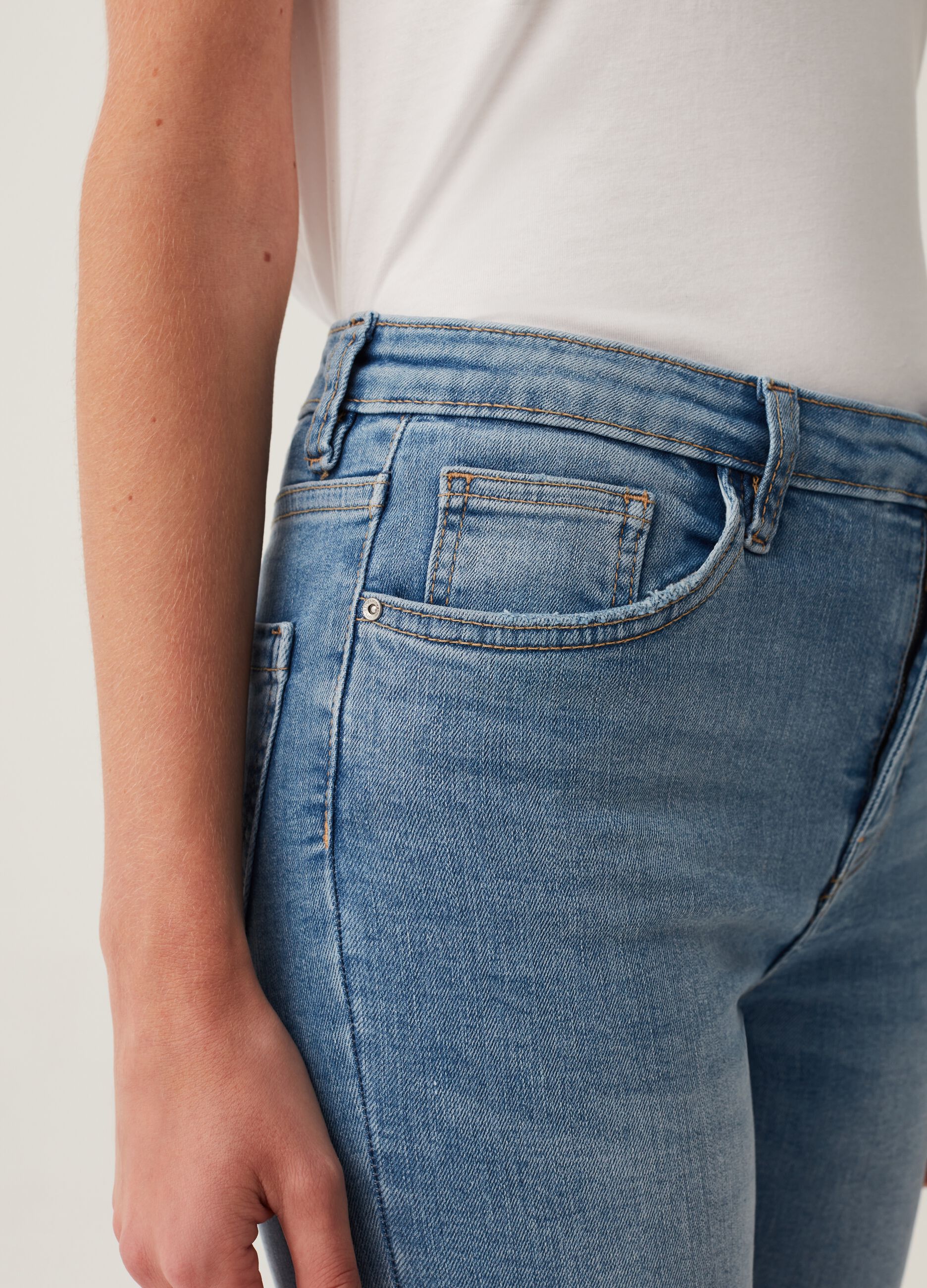 Jeans skinny fit cinque tasche_3