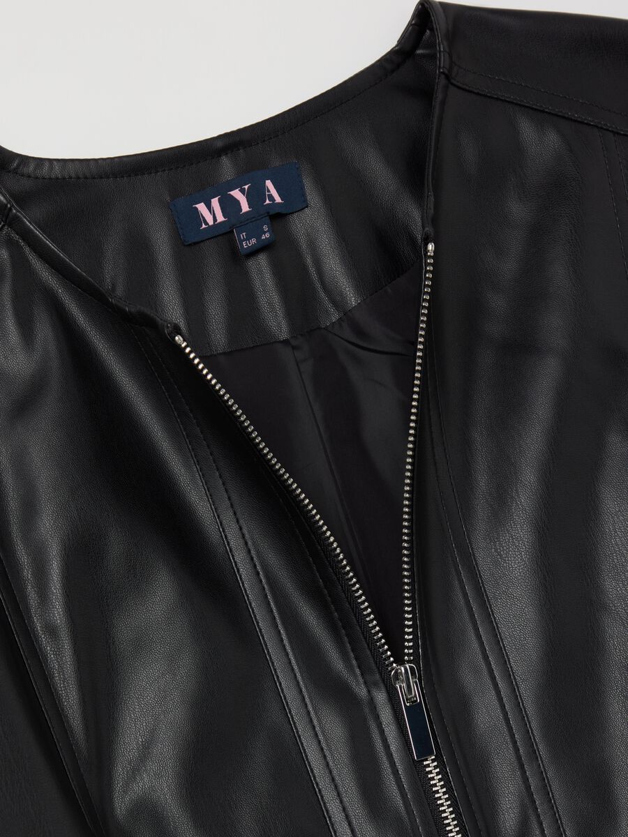 Curvy full-zip biker jacket_5