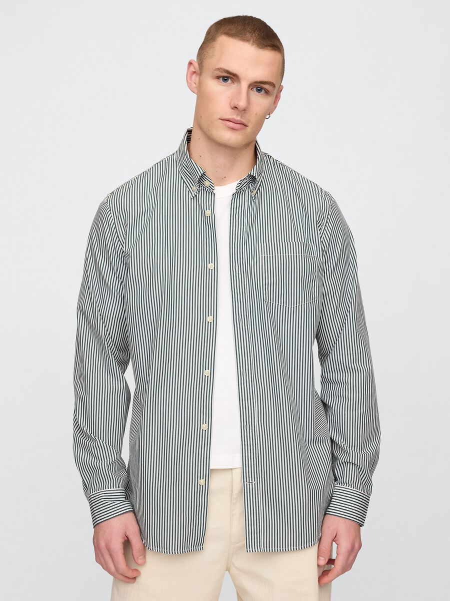 Green and white striped GAP shirt_0