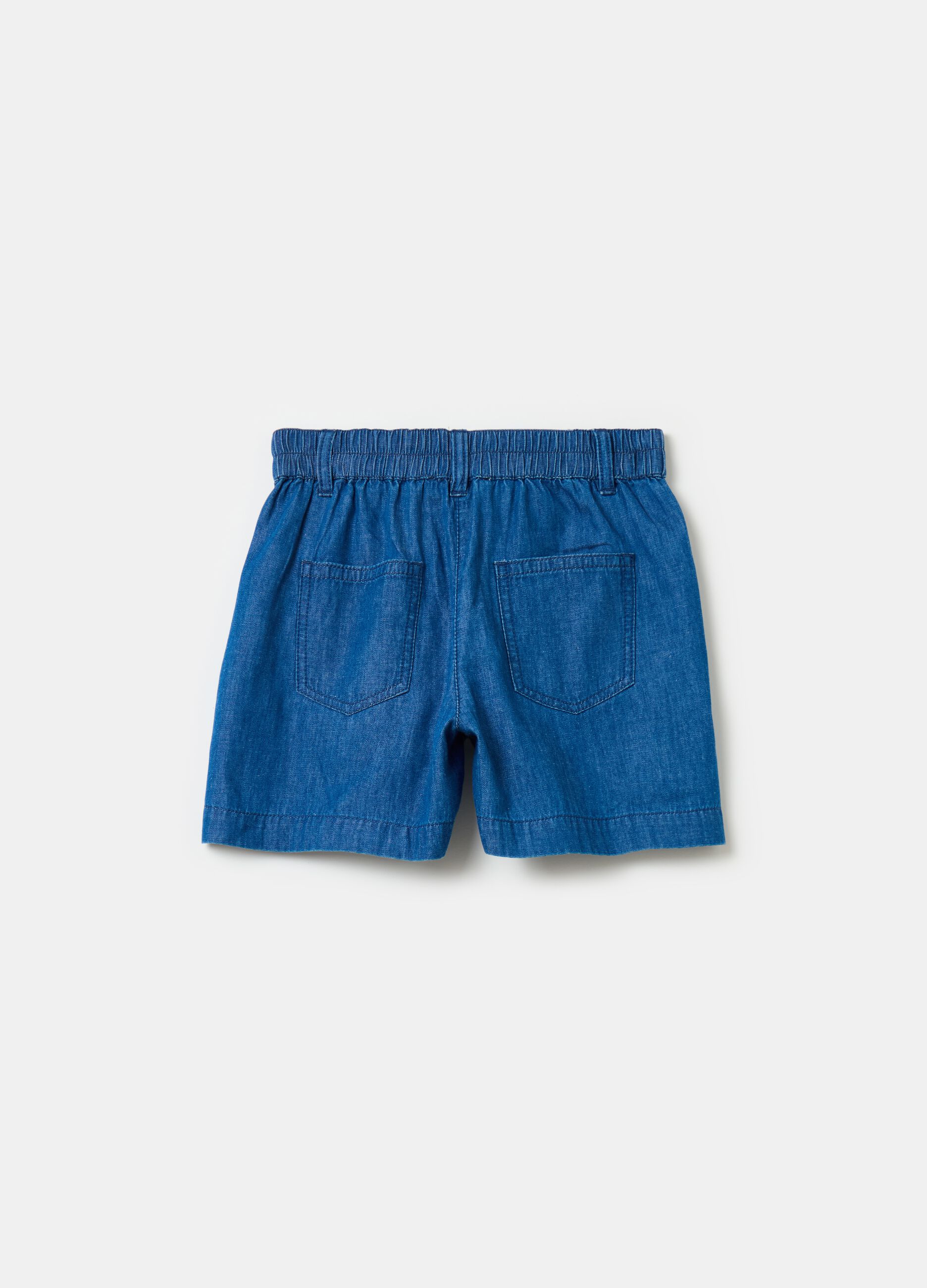 Shorts in denim con tasche