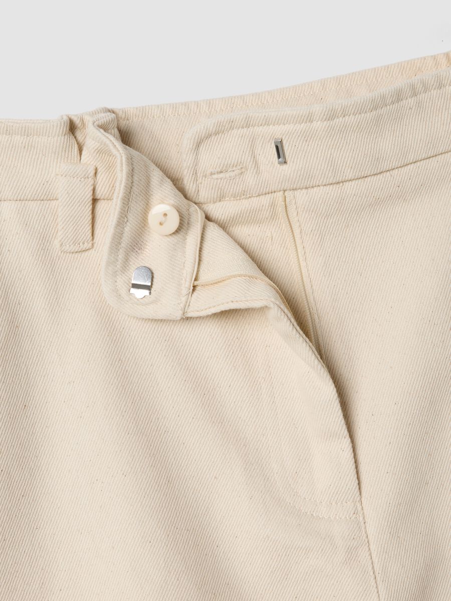 Shorts chino beige in puro cotone regular fit_5