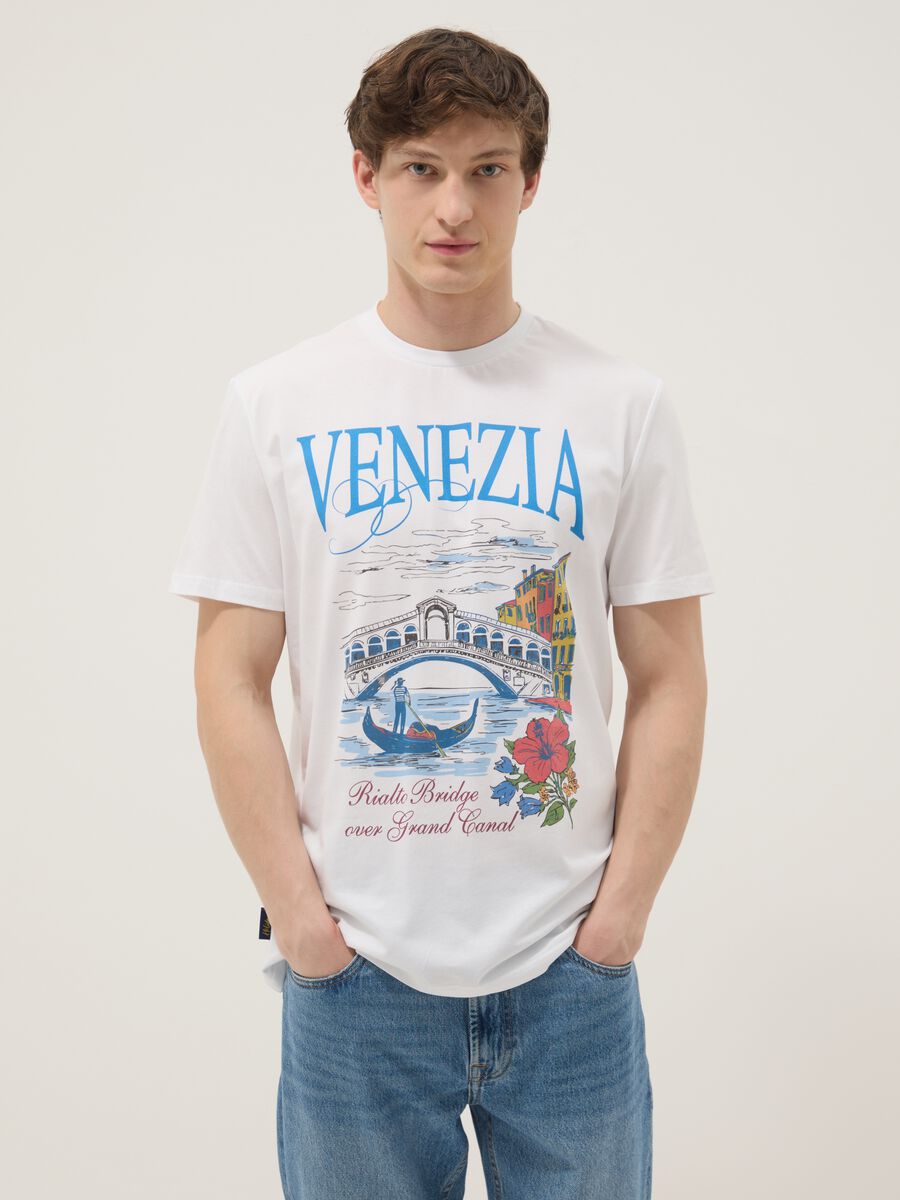 White 100% cotton T-shirt with graphic print, regular fit_0