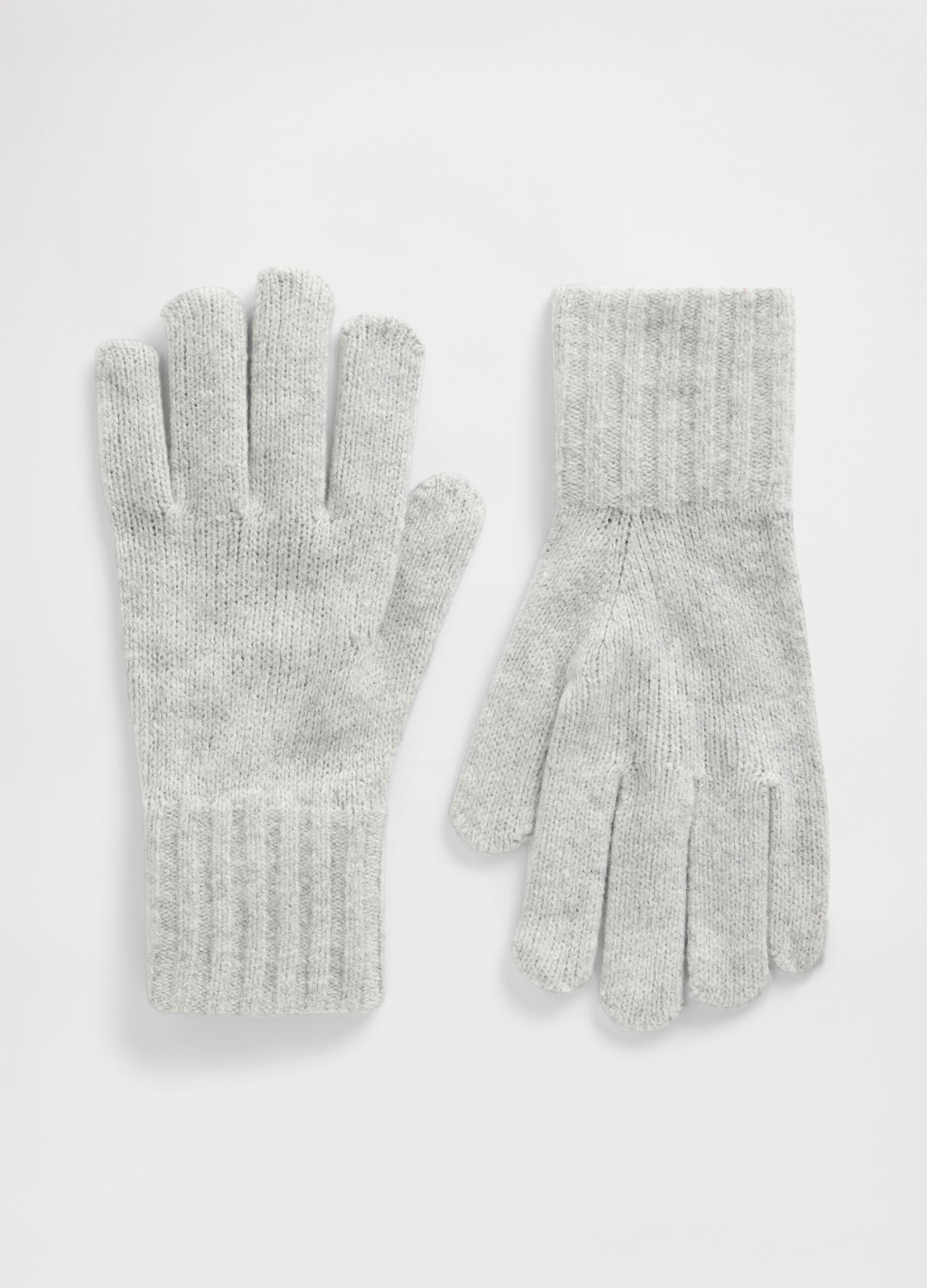 Grey knitted gloves