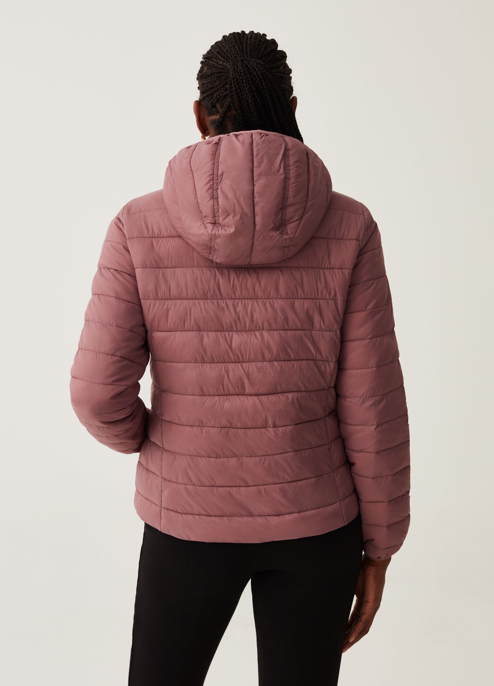 Piumino ultralight con cappuccio_2
