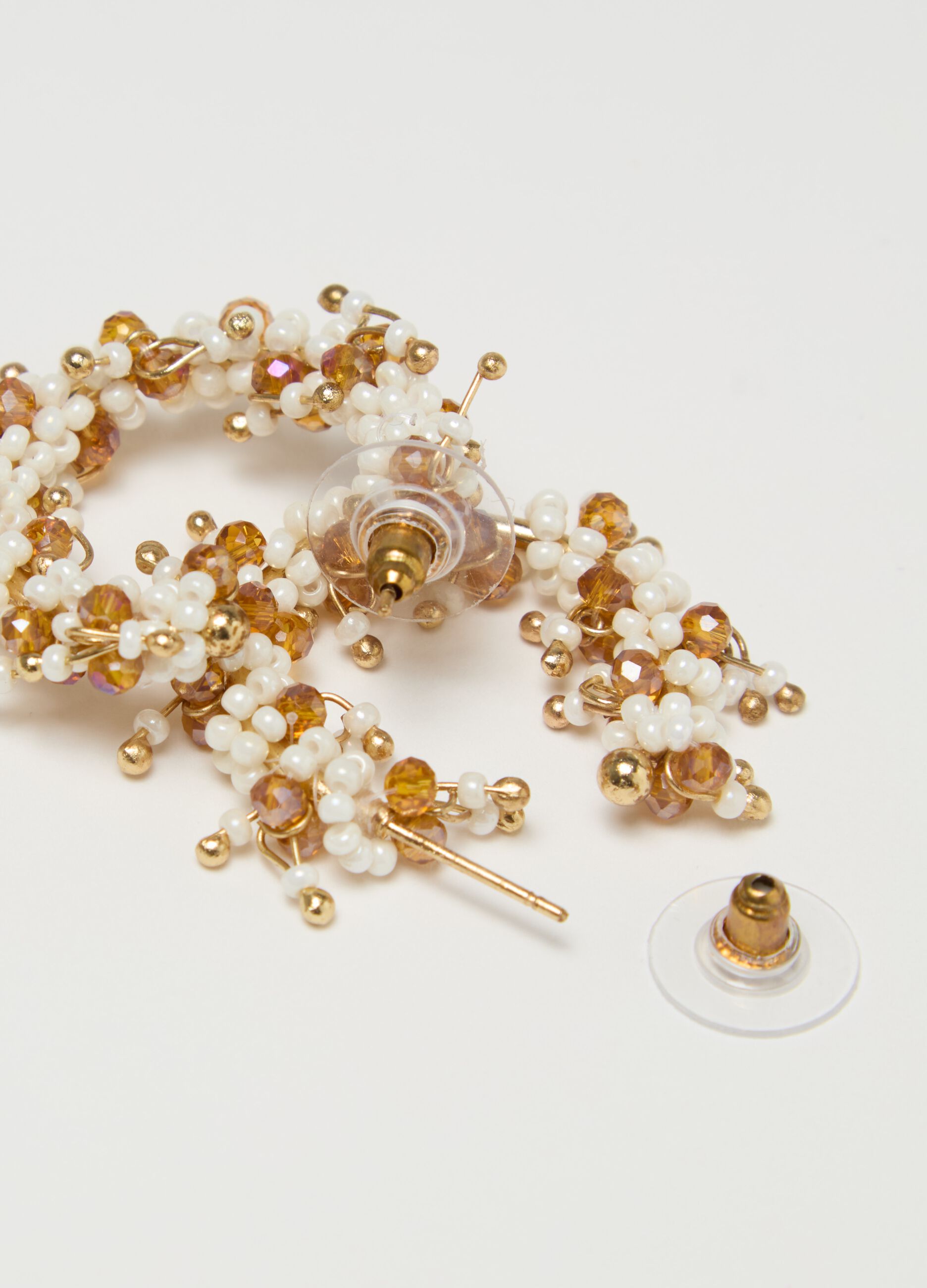 Semi-circular earrings with beads