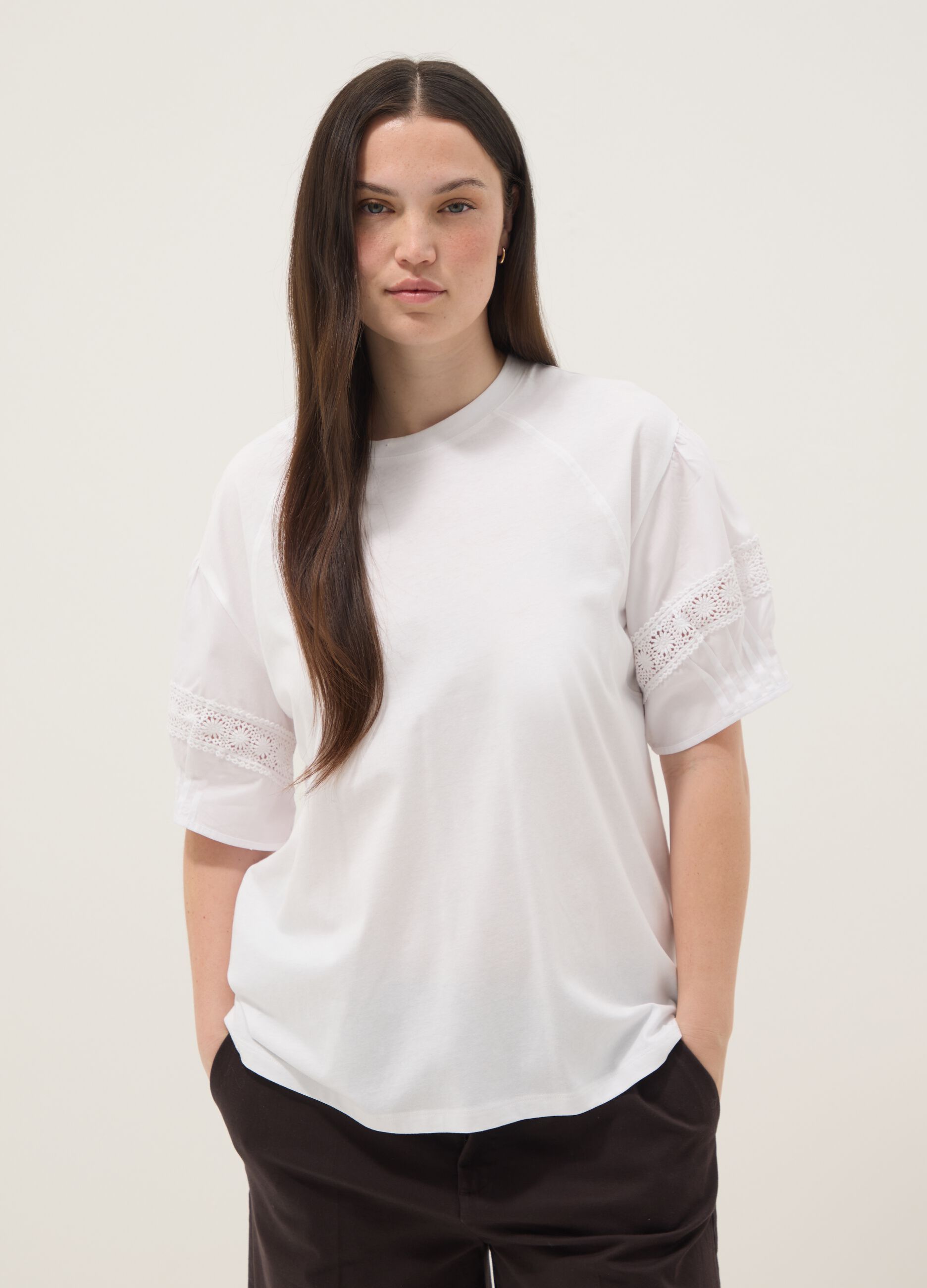 White pure cotton regular-fit T-shirt