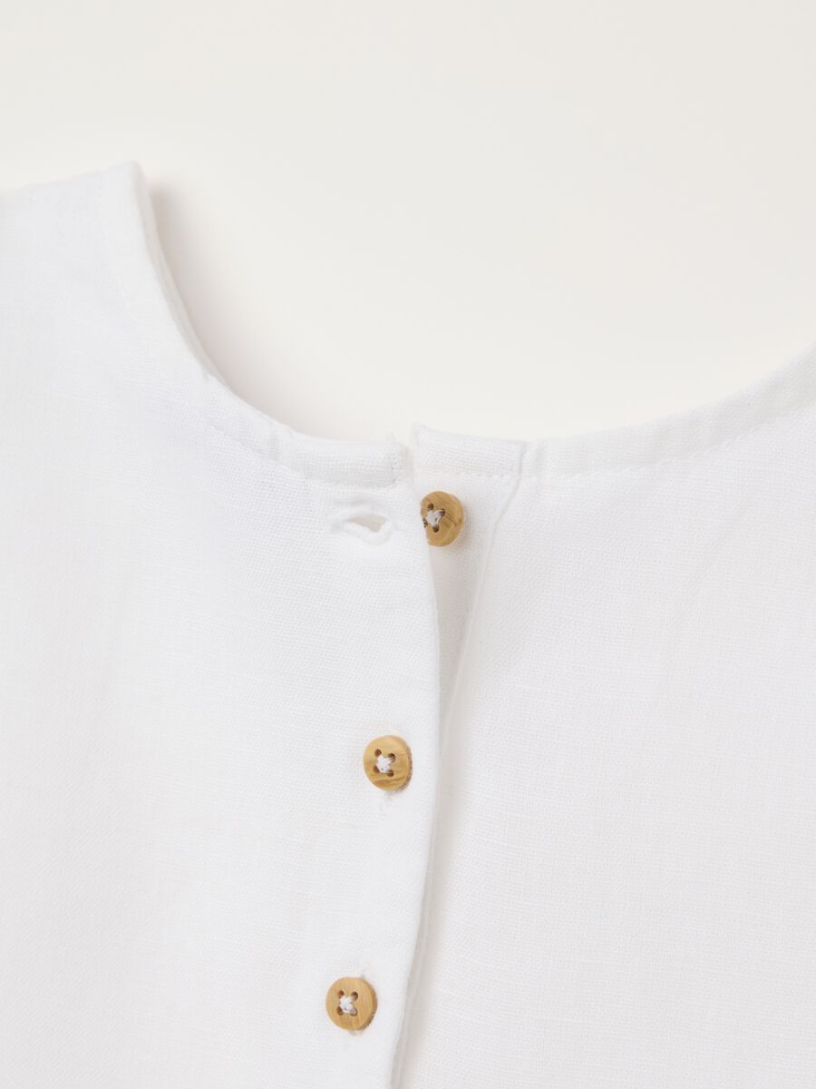 White cotton and linen baby top, regular fit with ruffles_2