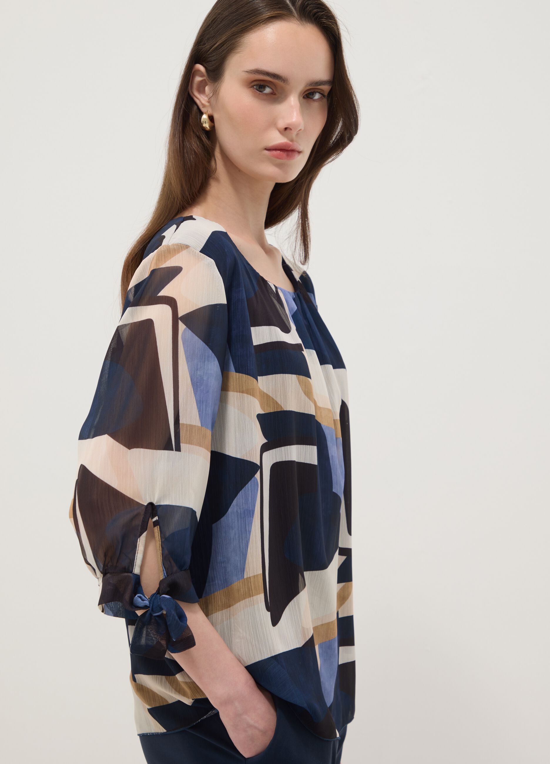 Multicolour geometric print regular-fit blouse