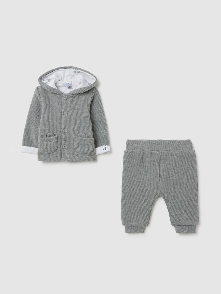 Set da neonato in misto cotone grigio con cappuccio e tasche_0