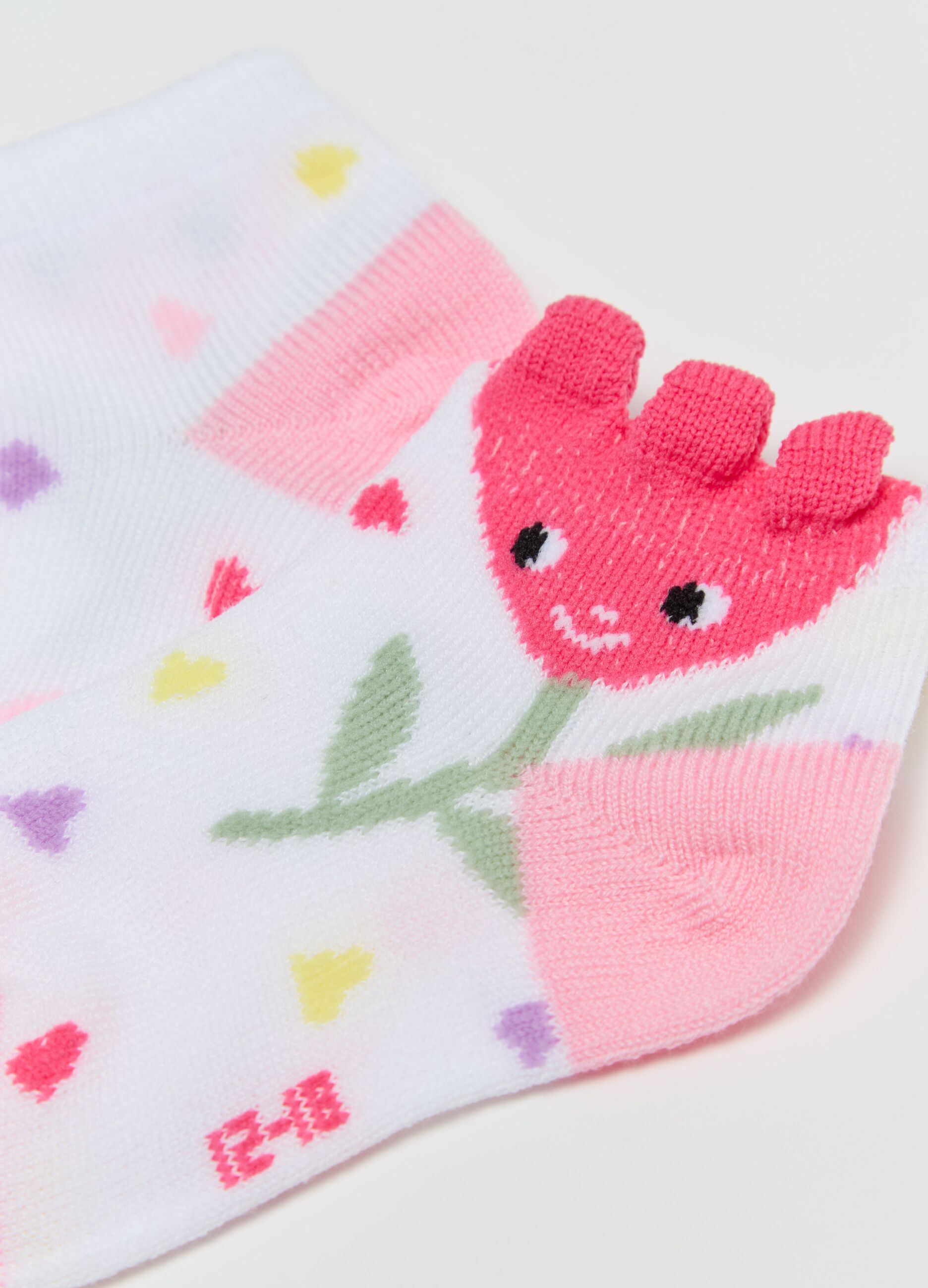 Two-pair pack short socks with flowers design
