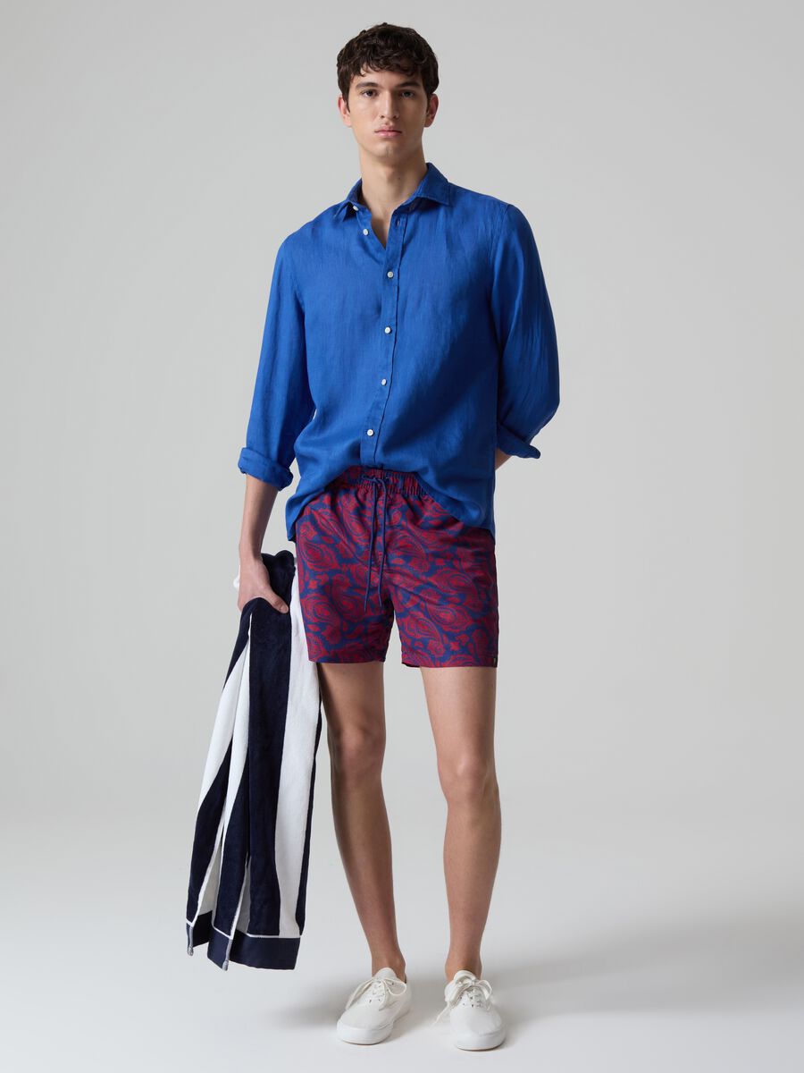 Bermuda swim shorts with drawstring and paisley print_0