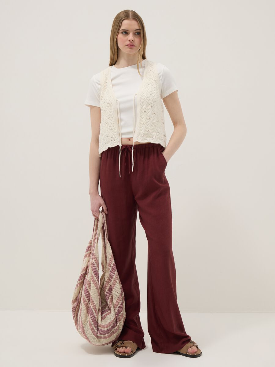 Red viscose-linen blend relaxed fit jogger trousers_0