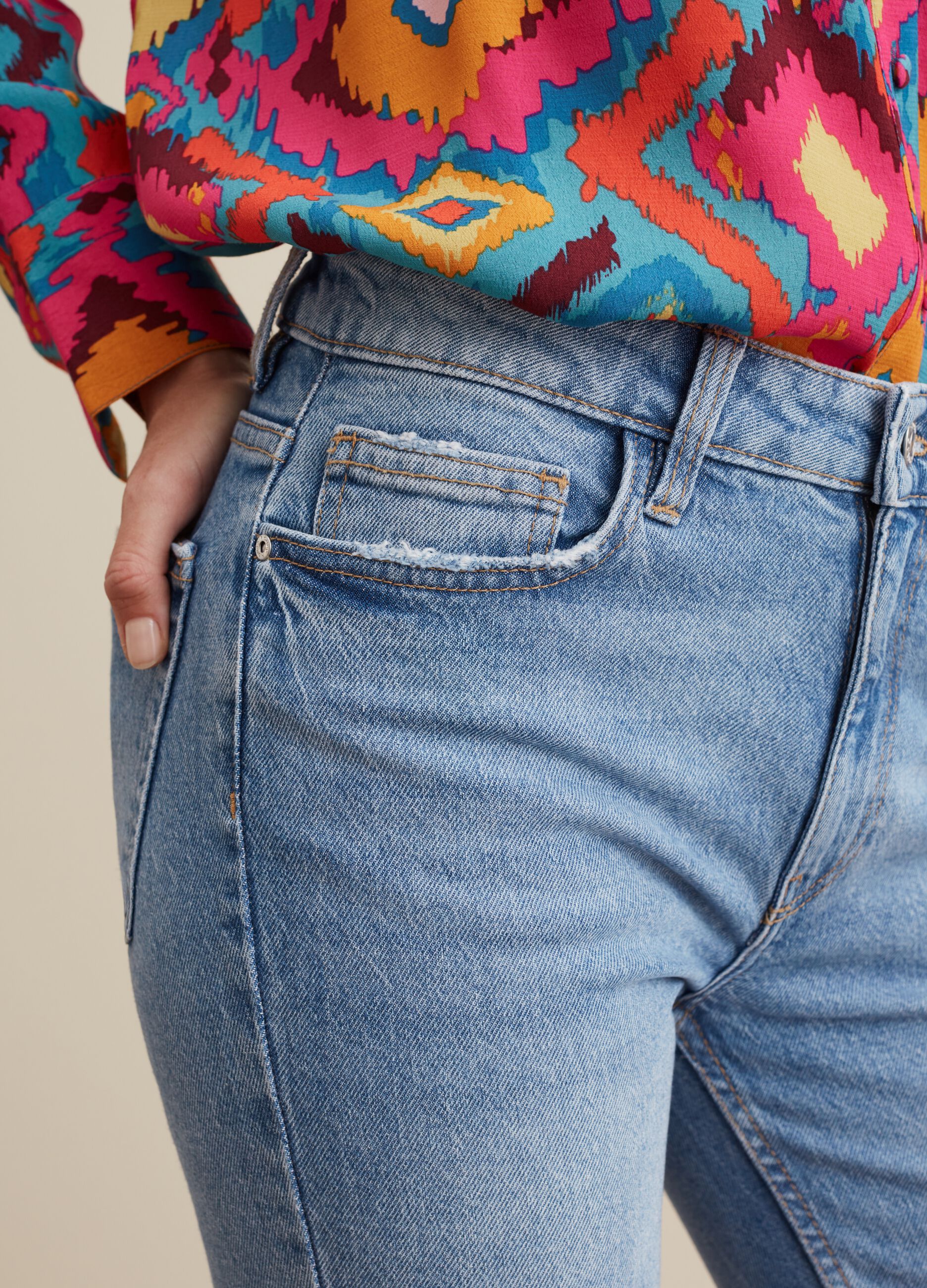 Jeans cropped flare fit