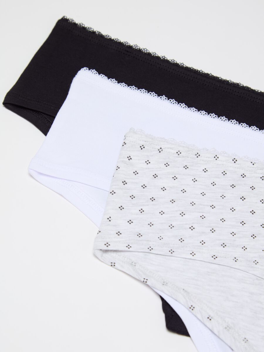 Three-pack French knickers with lace_5
