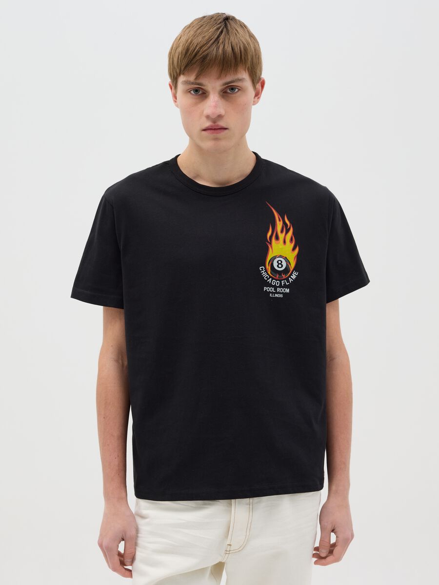 Cotton T-shirt with snooker ball with flames print_0