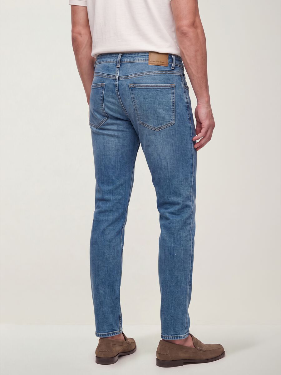 Blue slim-fit stretch cotton jeans_2