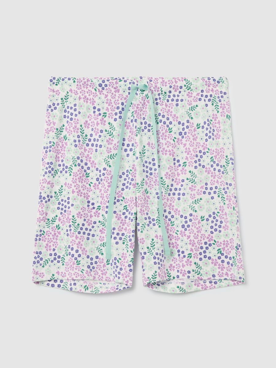Short pyjama trousers in white cotton with small flowers print_4