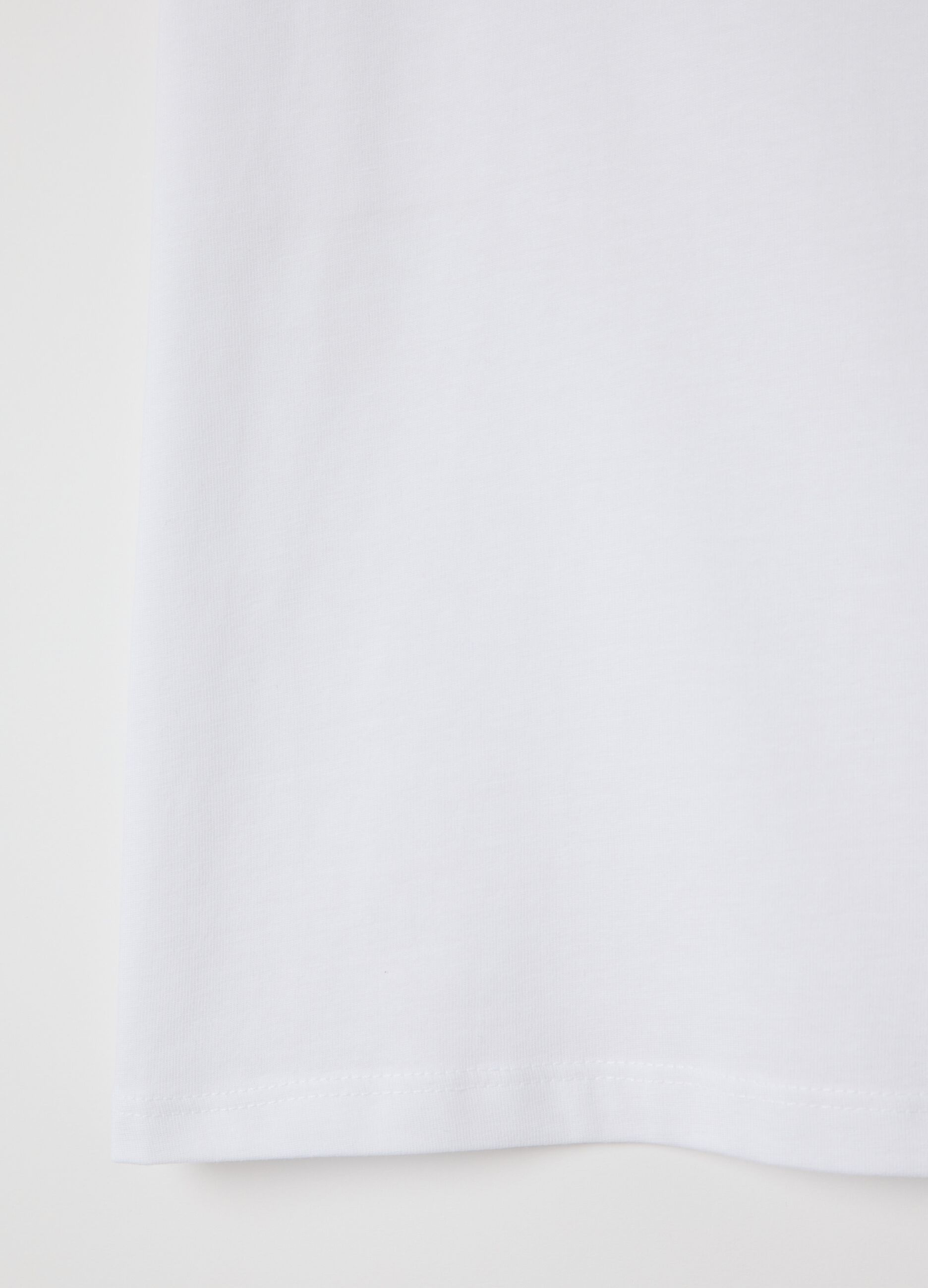 Essential white T-shirt in organic cotton