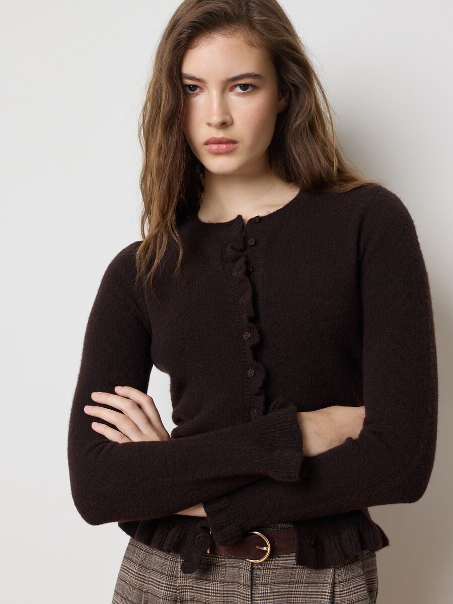 Cardigan marrone regular fit con bottoni_0