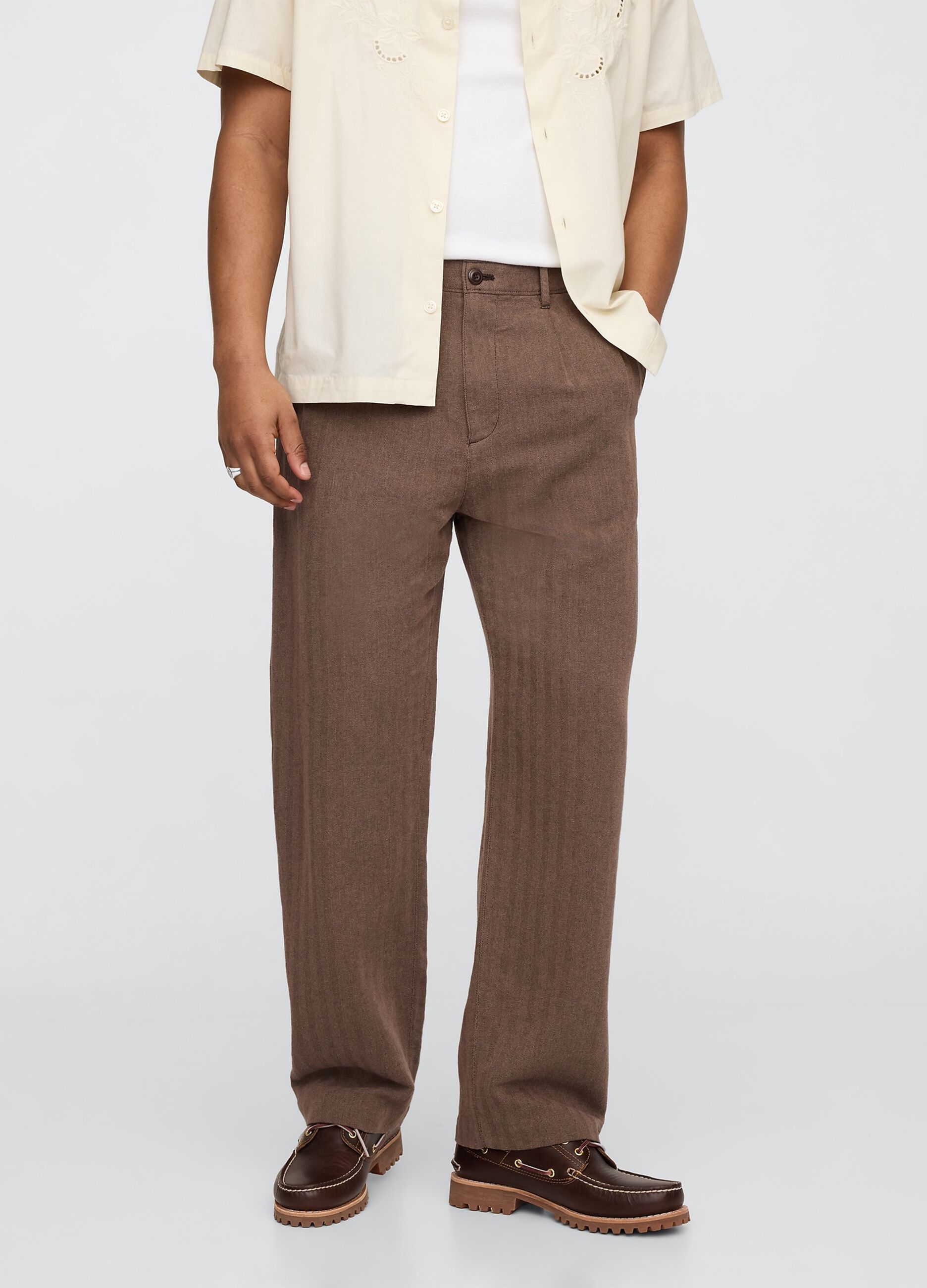 Pantaloni marroni in lino e cotone