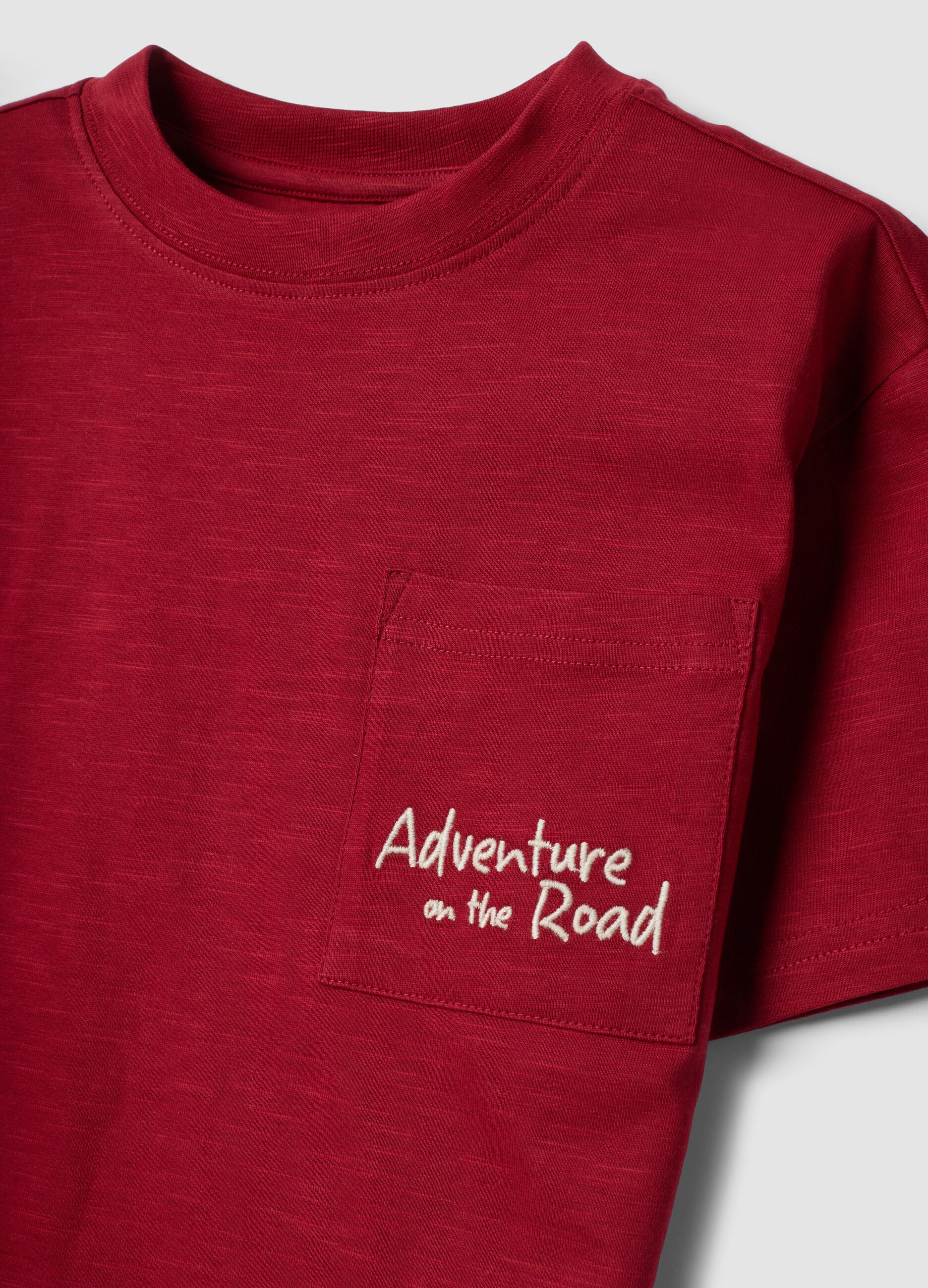 Red pure cotton set with T-shirt and shorts