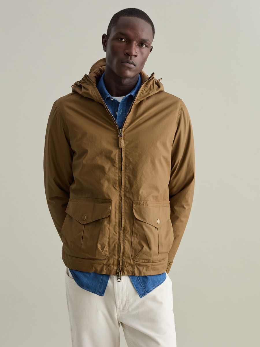 Short jacket with hood and visor_0