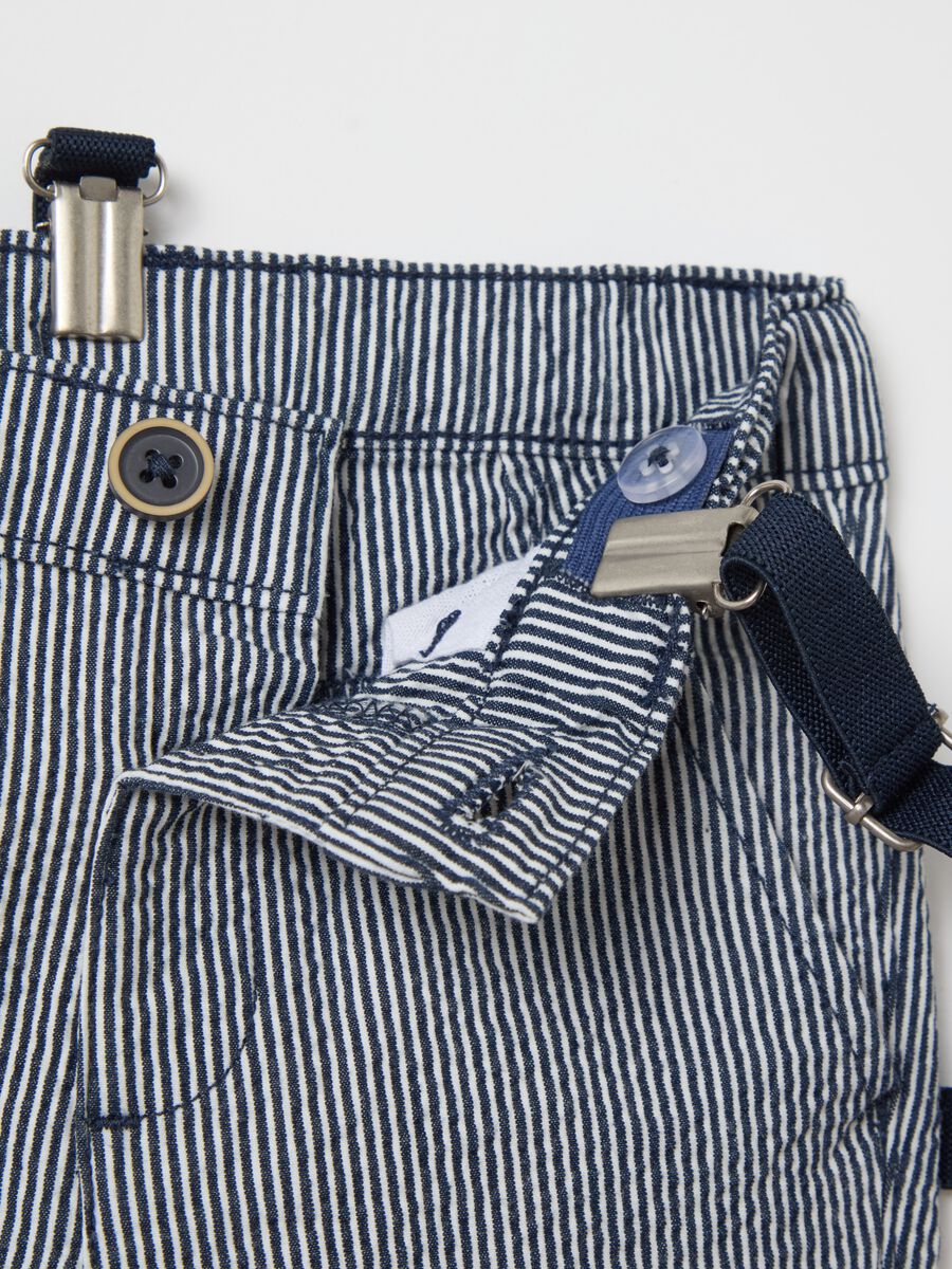 Striped chinos with braces_2