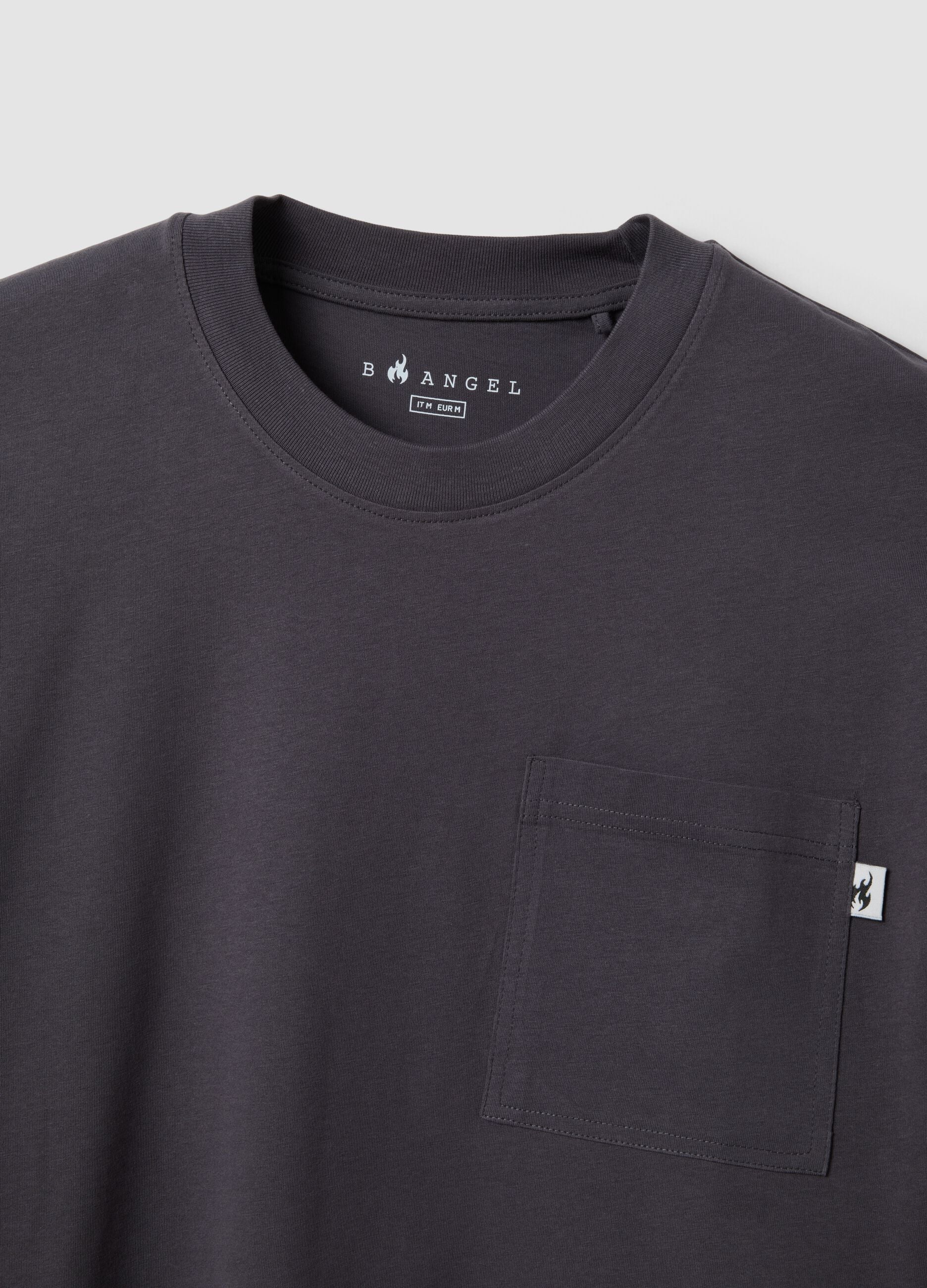 Grey pure cotton T-shirt with chest pocket, regular fit