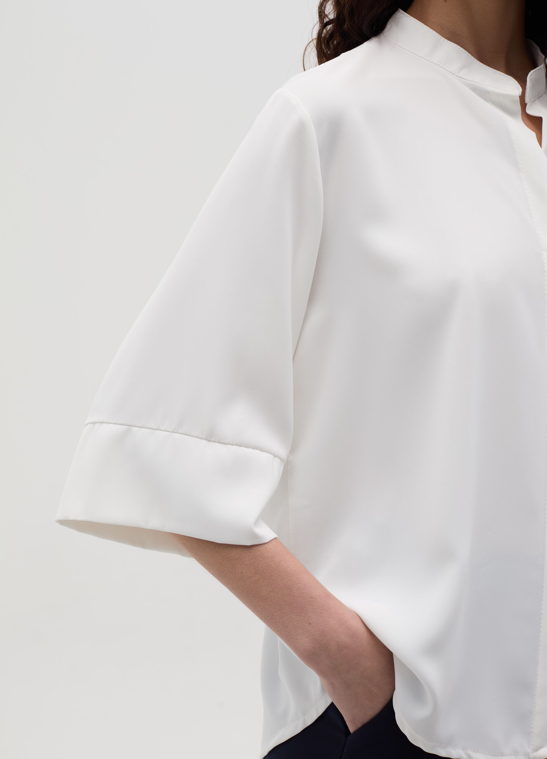 Blouse with kimono sleeves