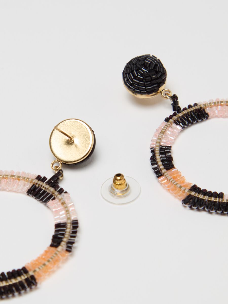Earrings with beads and circle pendant_2