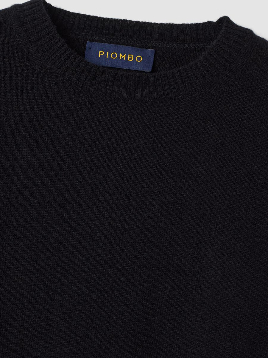 Pullover nero in pura lana a girocollo regular fit_1