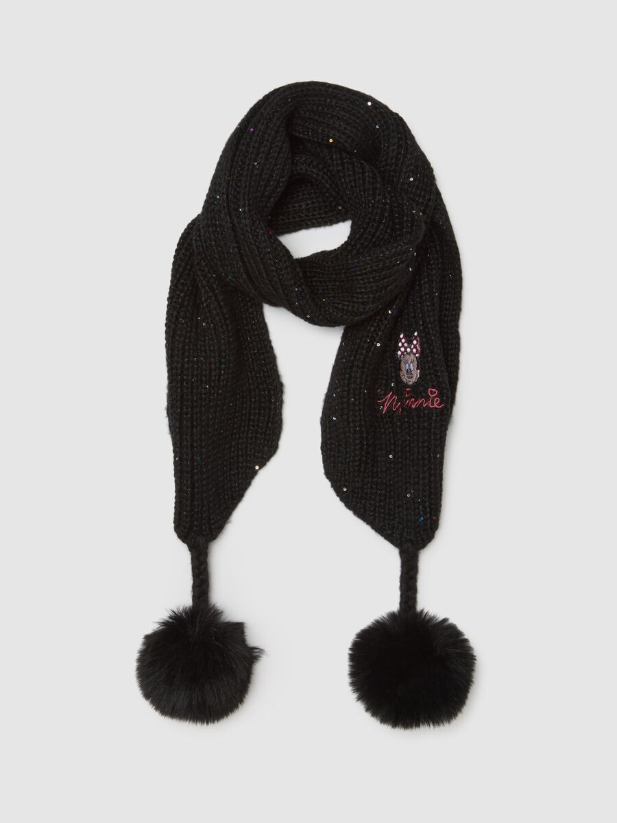 Black girl's scarf_0
