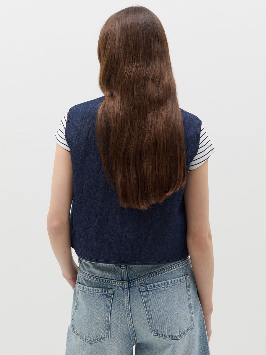 Padded gilet in denim with laces_3